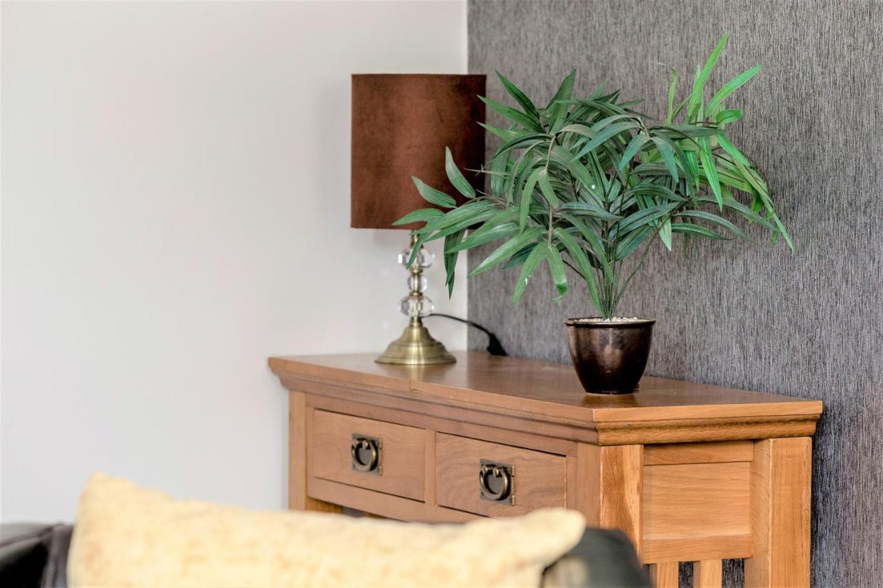 Stunning 1 Bed At Holyrood Palace & Arthurs Seat Edinburgh Ngoại thất bức ảnh